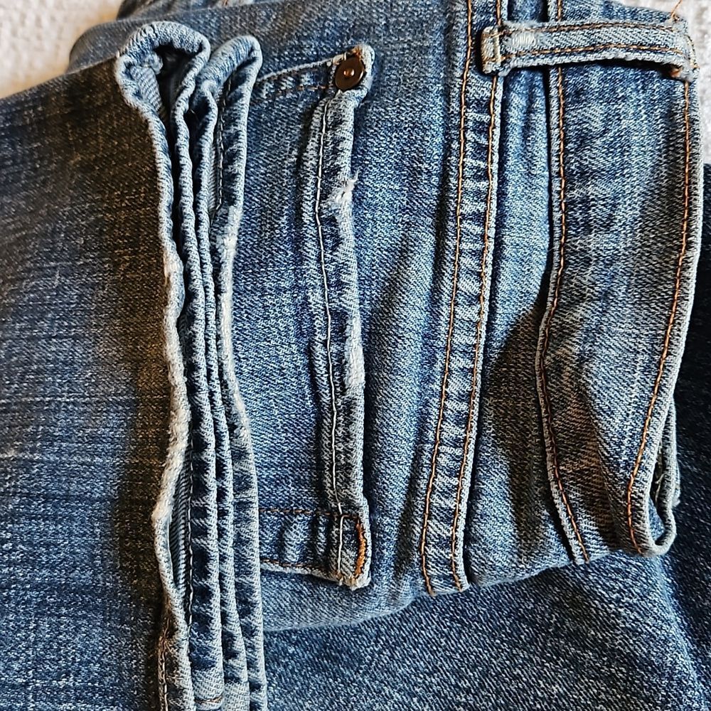 7 For All Mankind women's jeans. Pink sequenon back pockets, Y2K style - Picture 6 of 6